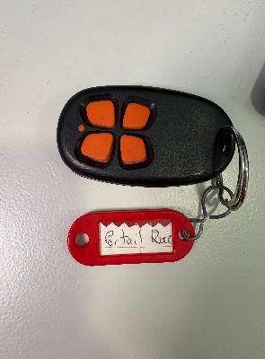 Clés, bips, badges